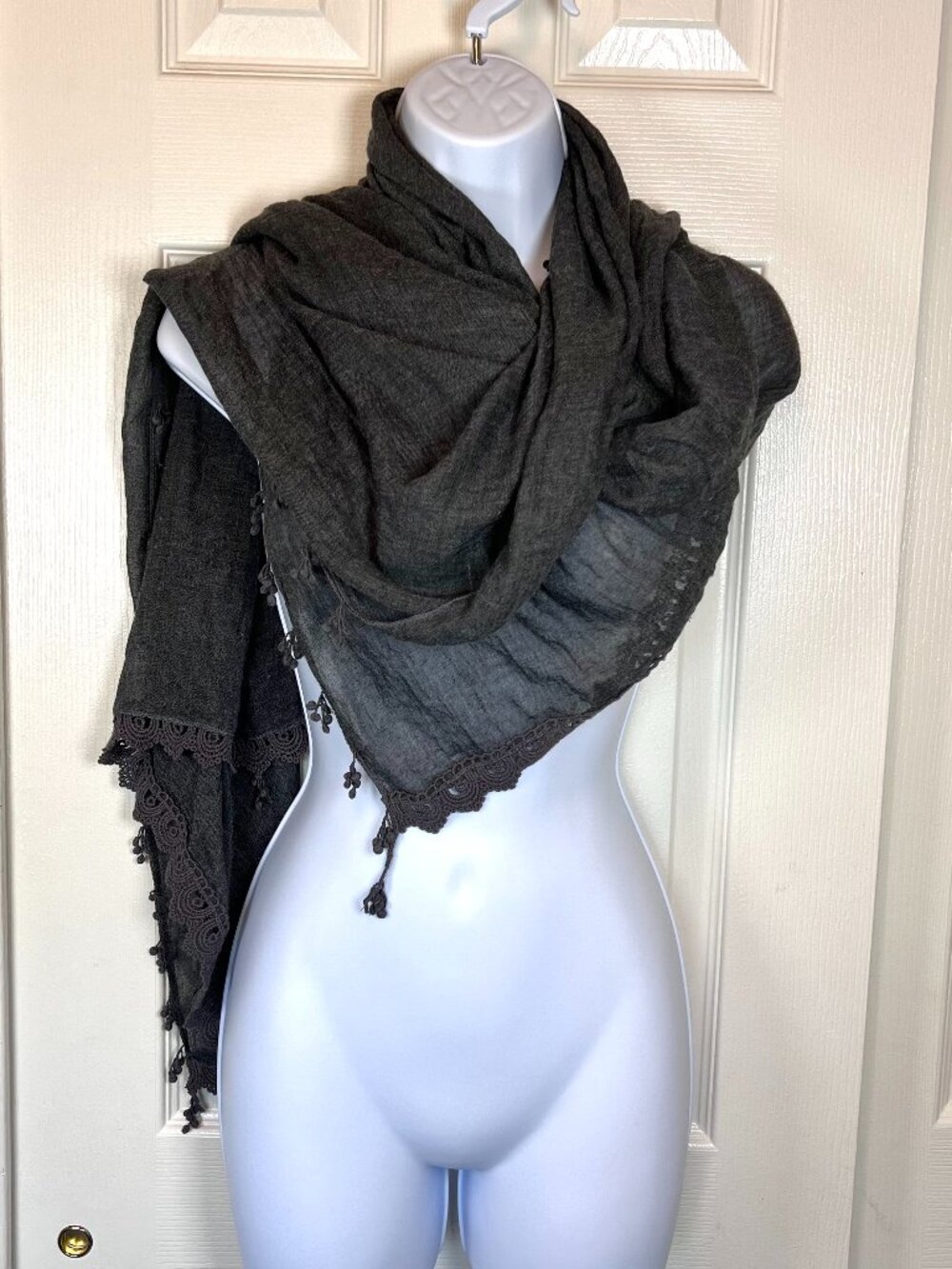 Lightweight Grey Lace Edge Rectangle Scarf Casual Grunge Indie Sleeze